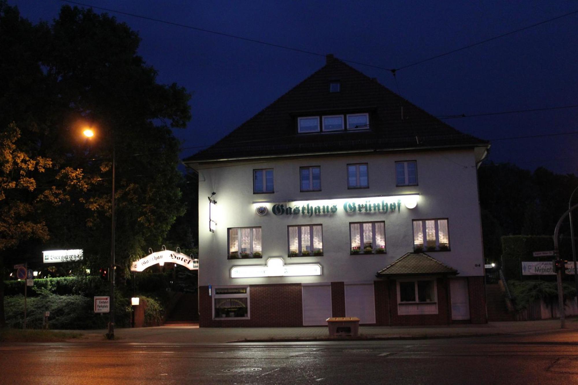 Gasthaus & Hotel Gruenhof Frankfurt  Buitenkant foto